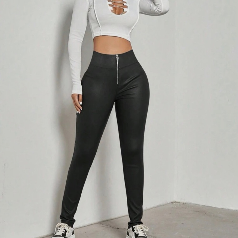 Zip up PU leather thermal pants
